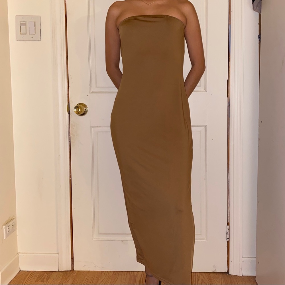 Bandeau Strapless Midaxi Dress